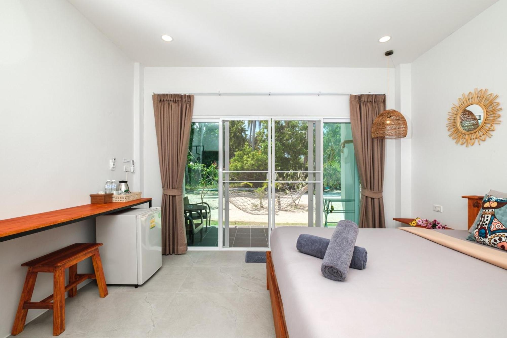 All At Sea Beach Resort Baan Tai Ngoại thất bức ảnh