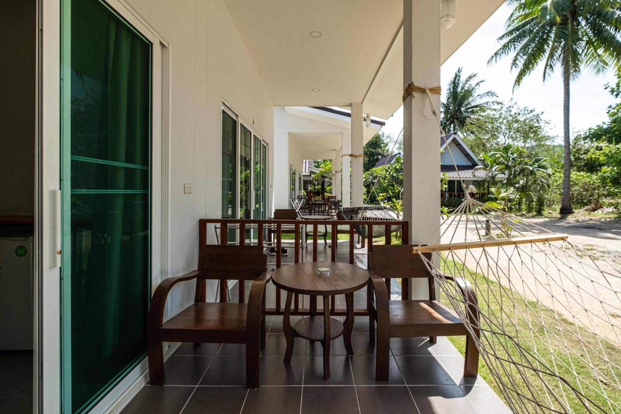 All At Sea Beach Resort Baan Tai Ngoại thất bức ảnh