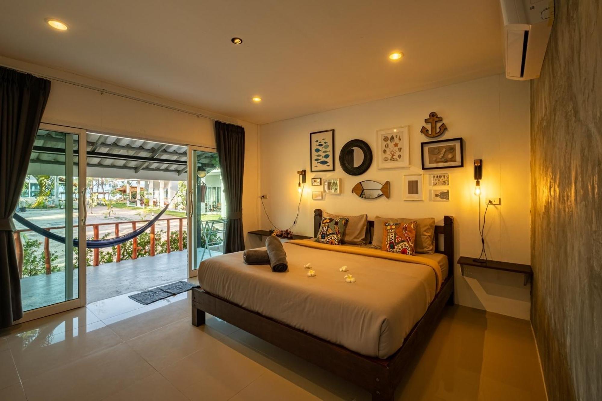 All At Sea Beach Resort Baan Tai Ngoại thất bức ảnh